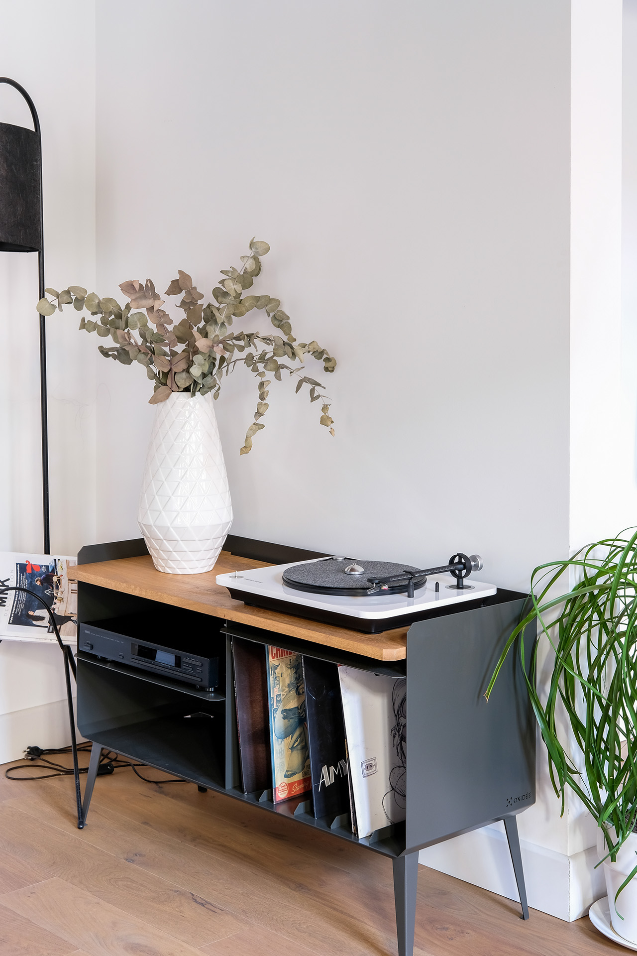 Meuble Vinyle, 35 idées design et pratiques pour votre collection -  Archzine.fr